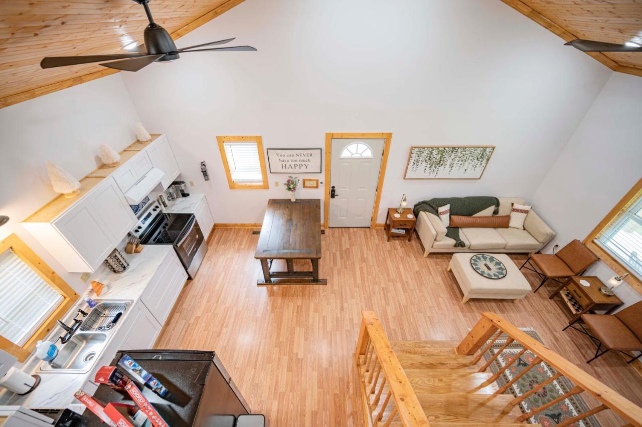 Light And Bright Cabin Close To Pates Ford Marina Smithville Exterior photo